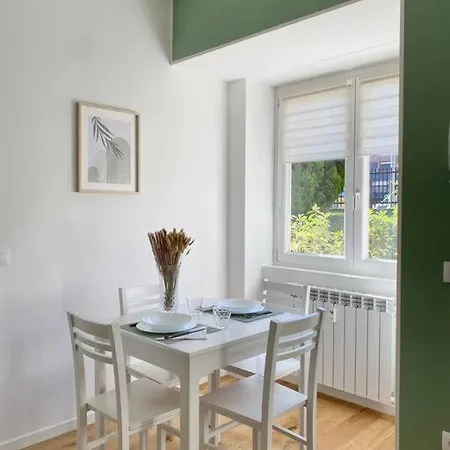 Essebi Apartman Milánó